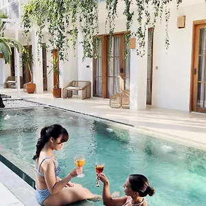 https://white-goose-boutique-hotel.hotelsseminyak.net
